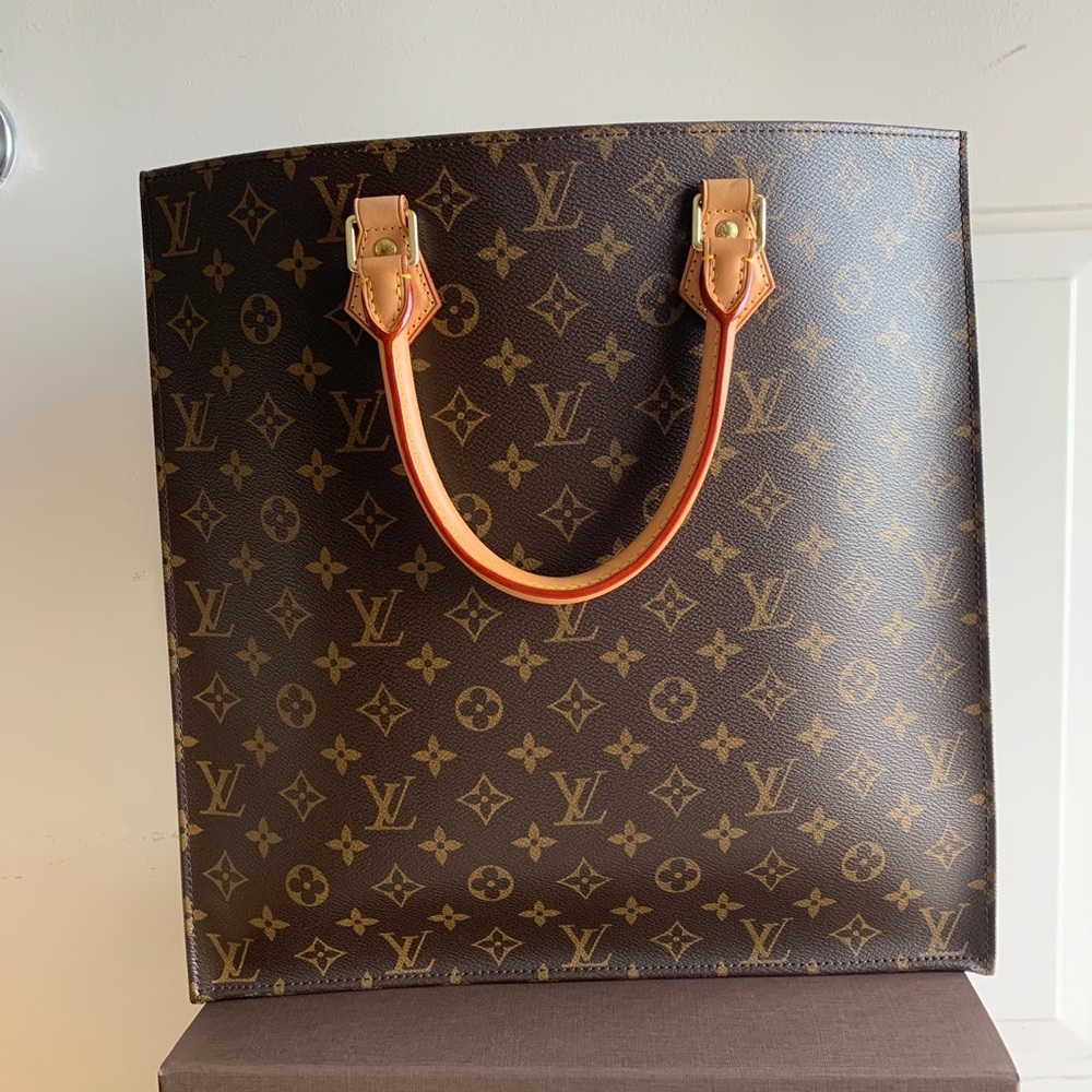 Louis Vuitton Monogram Sac Plat PM